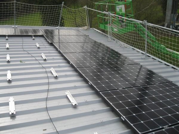 panneaux photovoltaïques sur bacs acier